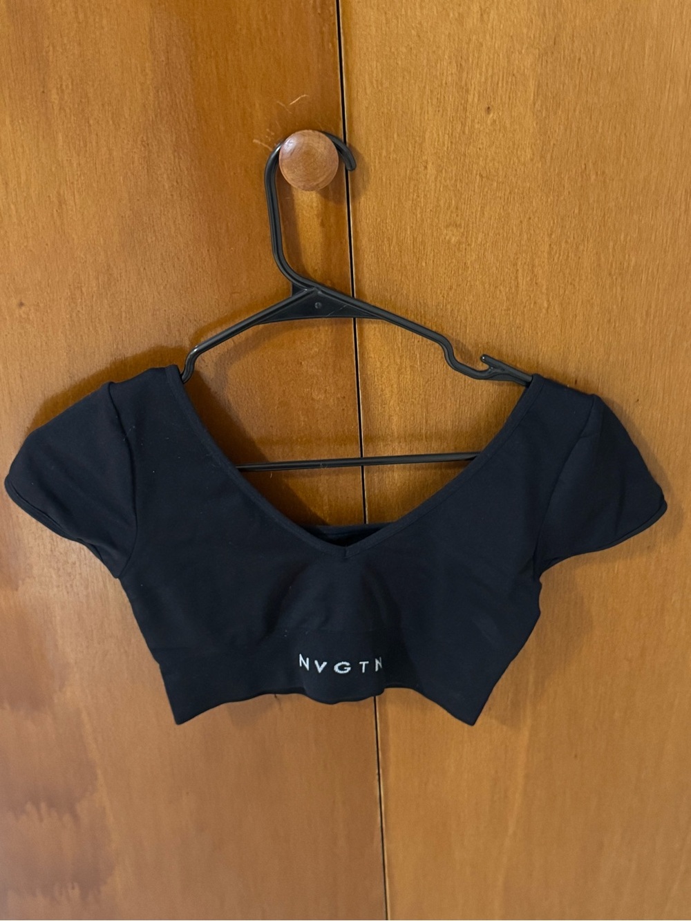 NVGTN Black V-Neck Short Sleeve Crop Top